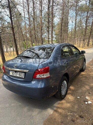 Toyota Yaris-3