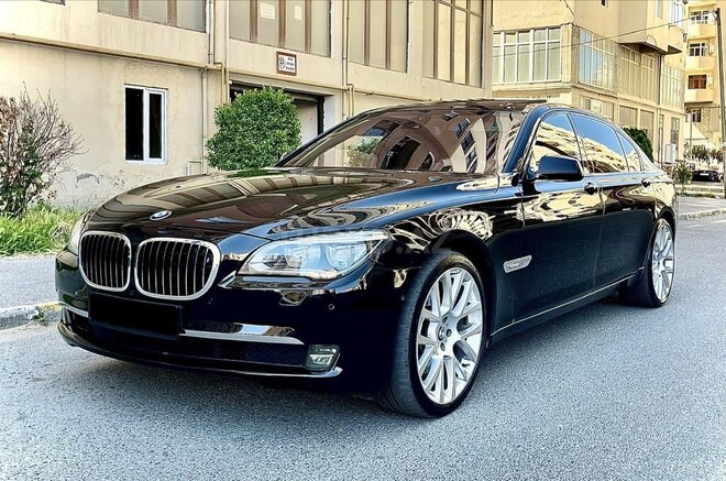 BMW 750-3
