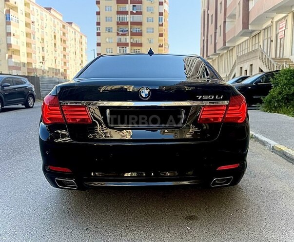 BMW 750-7
