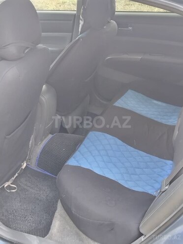 Toyota Prius-5