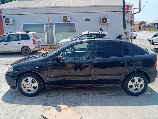 Opel Astra-3