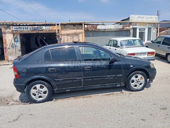 Opel Astra-2
