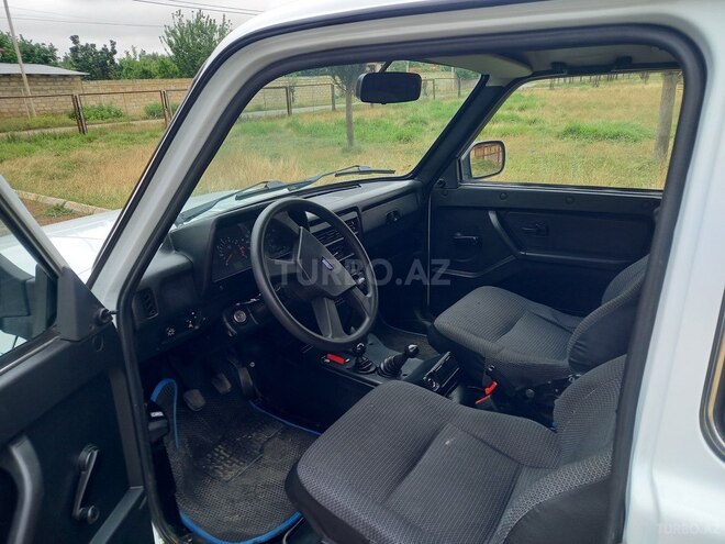 LADA (VAZ) Niva-8