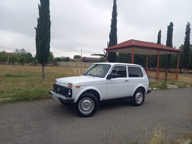 LADA (VAZ) Niva-12
