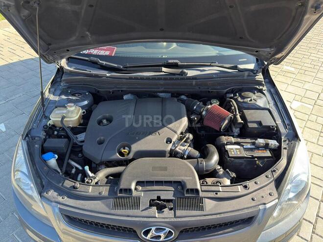 Hyundai i30-19