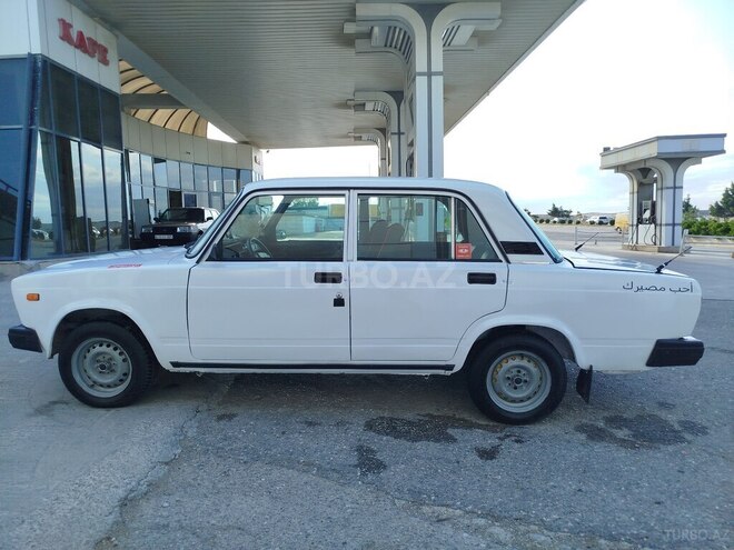 LADA (VAZ) 2107-10