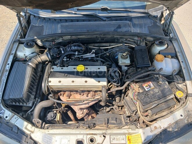 Opel Vectra-7