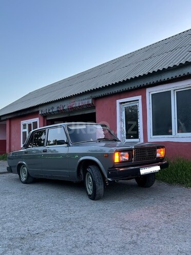 LADA (VAZ) 2107-4