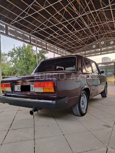 LADA (VAZ) 2107-2