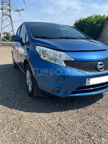 Nissan Note-7