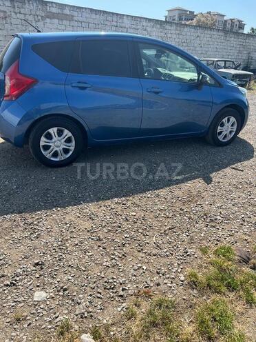 Nissan Note-9