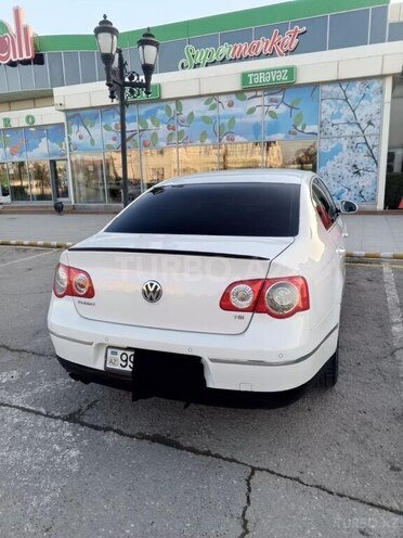Volkswagen Passat-2