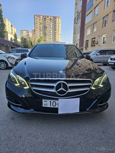 Mercedes E 250-1