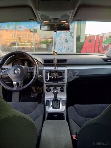 Volkswagen Passat-3