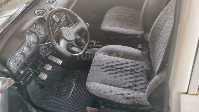 LADA (VAZ) 2106-3