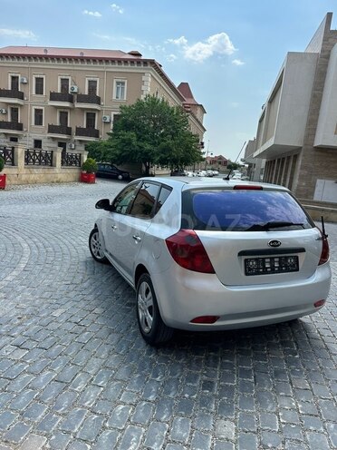 Kia Ceed-7