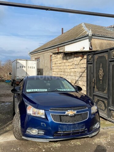 Chevrolet Cruze-1