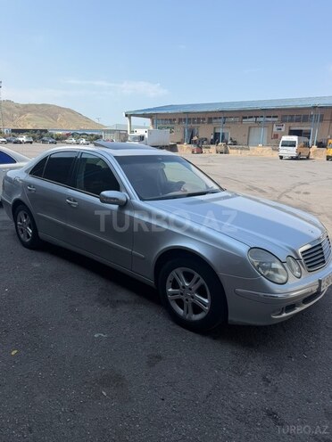 Mercedes E 320-2