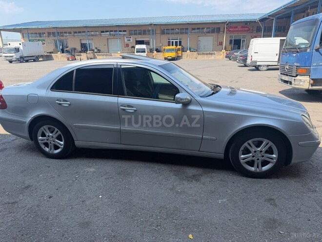 Mercedes E 320-3