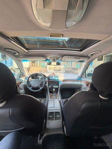 Mercedes E 320-10