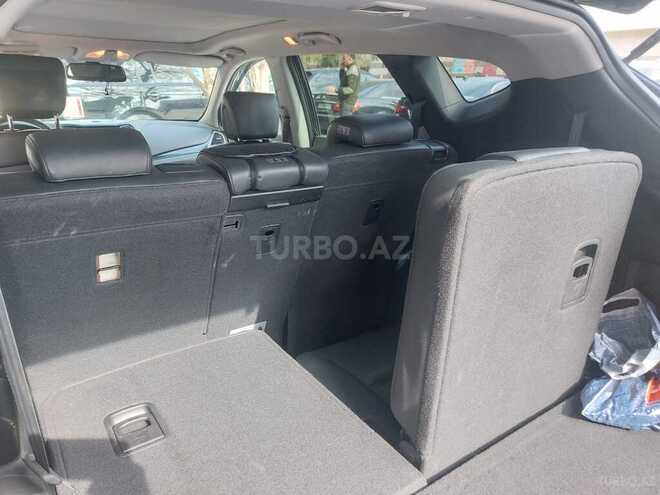 Hyundai Santa Fe-5