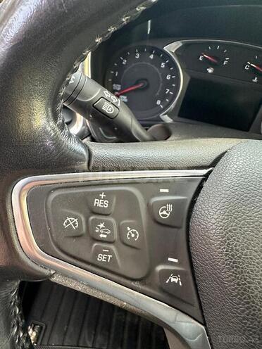 Chevrolet Equinox-12