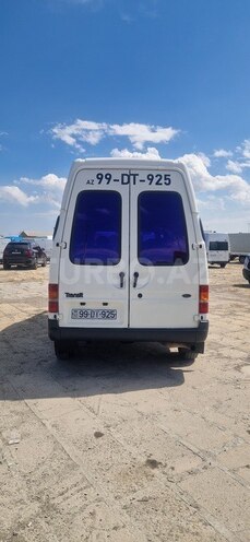 Ford Transit-6