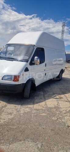 Ford Transit-2