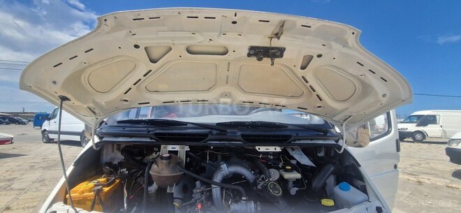 Ford Transit-18