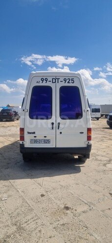 Ford Transit-7