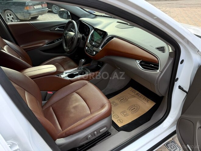 Chevrolet Malibu-14