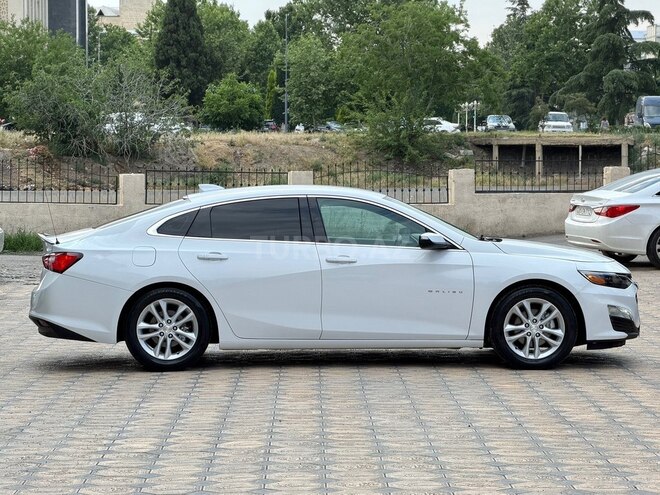 Chevrolet Malibu-7