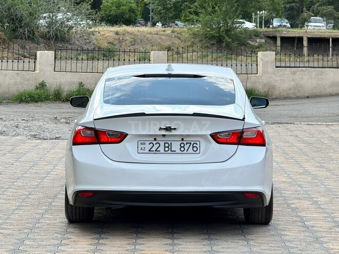 Chevrolet Malibu-8