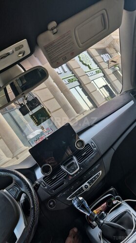 Renault Laguna-2