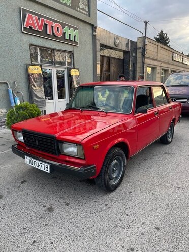 LADA (VAZ) 2107-4