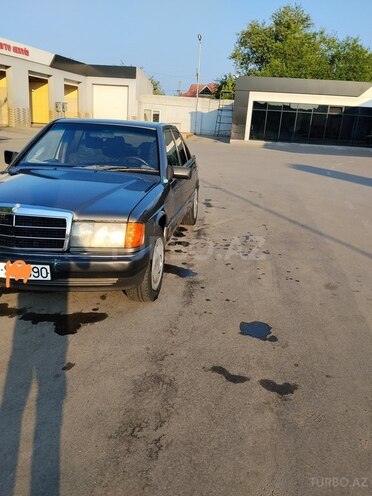 Mercedes 190-6