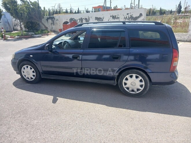 Opel Astra-10