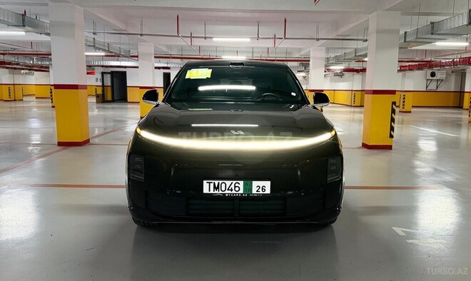 Li Auto L6-1