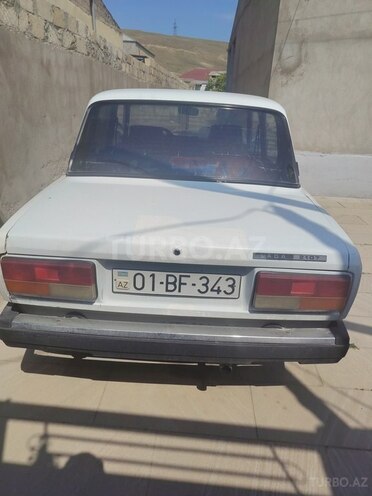 LADA (VAZ) 2107-2