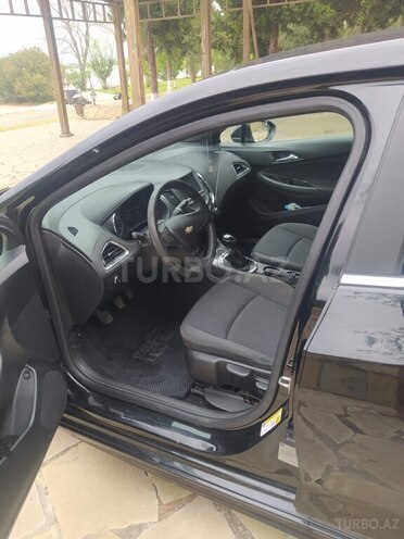 Chevrolet Cruze-4