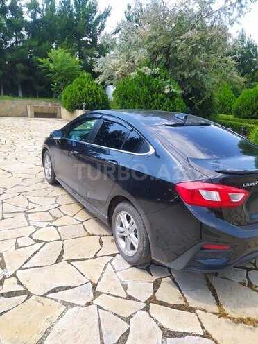 Chevrolet Cruze-2