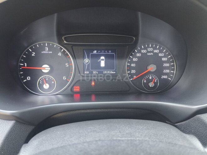 Kia Sorento-14