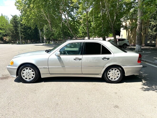 Mercedes C 240-2