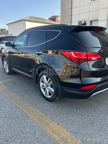 Hyundai Santa Fe-13