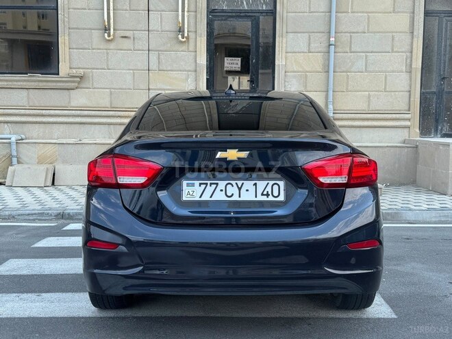 Chevrolet Cruze-9
