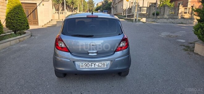 Opel Corsa-2