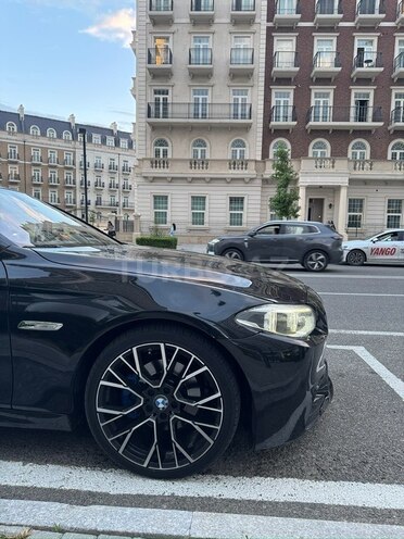 BMW 528-2