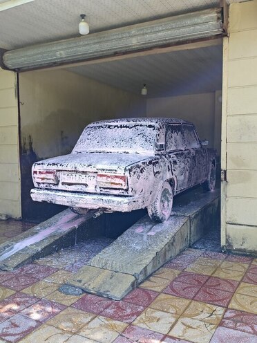 LADA (VAZ) 2107-4
