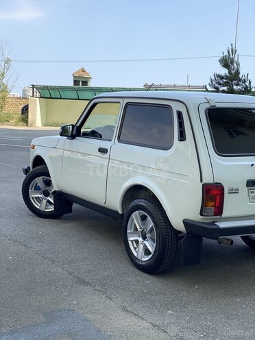 LADA (VAZ) Niva-6