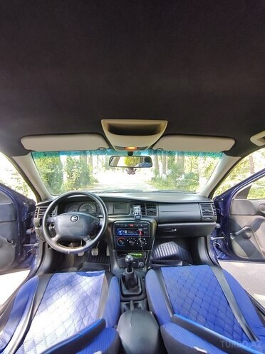 Opel Vectra-7